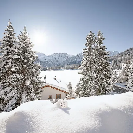 Hoefi By Vacations, Direkt Vor Den Skiliften Arosa-hoernli アパート