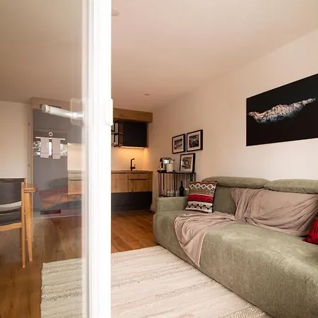 Höfi By Vacations, Direkt Vor Den Skiliften Arosa-hörnli Arosa